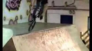 Federal BMX - Dan Lacey Warehouse Session