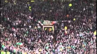 Football fans sing! Best moments!