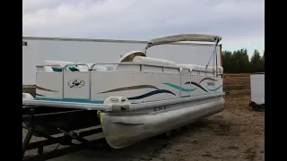 2003 22' Sweetwater Pontoon with a 40hp Mercury 2 stroke