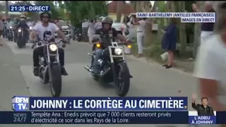 Saint-Barthélemy: le cortège funéraire de Johnny accompagné de bikers se rend au cimetière