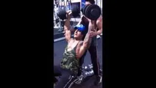 Zyzz 50 Kg x 8 Shoulder Press