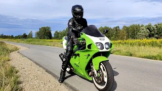 Legend Still Alive - Kawasaki Ninja ZX7R cinematic | Flybys