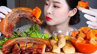 매운깍두기 통삼겹살 통버섯구이 리얼사운드먹방/SUPER SPICY Radish Kimchi Pork Belly Mukbang辛いキムチ サムギョプサル Ba roi Kimchi cay