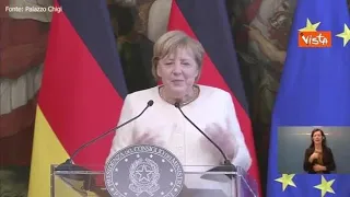 Merkel: «Amo l'Italia, servirebbero tre vite per conoscerla a fondo»