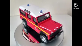 Bburago , 1/47 scale , Land Rover Defender 110 , Emergency Force .