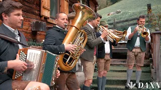 Ich und der Mond - Auhäuslmusi - Volksmusik - DAXN