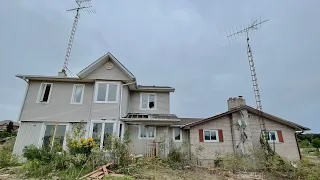 Lottery Winner’s Tacky ABANDONED Custom 1980’s House