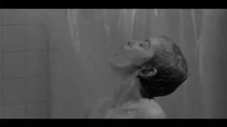 Home Alone 2 VS. Psycho (shower scenes)