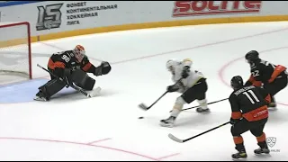 Berlyov scores on breakaway