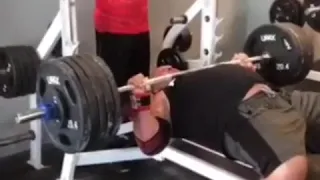 500lb Bench press for a 22 second pause rep by 41 year old Strongman...