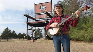 Red Rocking Chair - Clawhammer banjo ft. a giant rocking chair