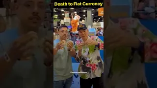 Max Keiser tears up his fiat, AGAIN! Crazy 😂 | Bitcoin Conference 2022, Miami