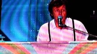 Paul McCartney - Lady Madonna (Hard Rock Calling 2010)