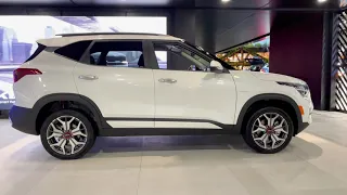 2022 Kia Seltos First Look & Walk Around