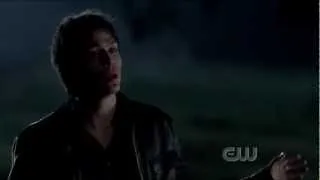 TVD 4x01: '' big bad vampire out here ''