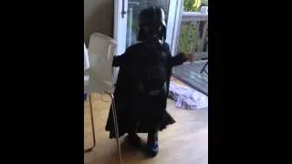 Darth Vader dancing to Beat It