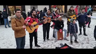 Zakopane Krupówki Romowie... ale Aleksandra Zakopane... ona lubi pomarańcze... 🍊🍊🍊