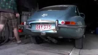 1968 Jaguar E-Type 4.2 Litres 6 In Line (Revving + Idle Sound + Start Up)