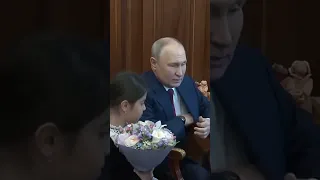 #putin #shorts #russia  Путин: "Слышь, Антон?"😂Путин встретился с девочкой Раисат из Дагестана #joke