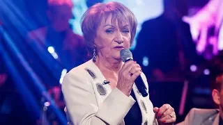 'Blanket on the Ground' - Philomena Begley | The Late Late Show | RTÉ One