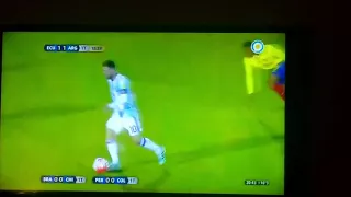 Gol de Argentina 1 - 1 Ecuador..... Messi