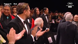 Leonardo DiCaprio enters the room of Cannes 2023