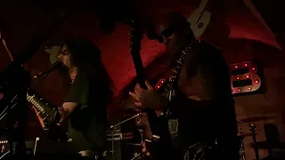 Mystifier : Complete Show Live In Paris