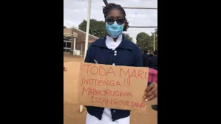 Nurses in Bulawayo protesting over low pay salary