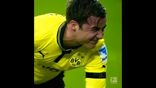 MARIO GOTZE GETS HIT IN THE NUTS. OOMMMGG!!!