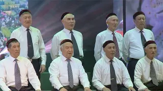 Uyghur folk song  - Naxshimiz Qirimaydu | Never Get Old