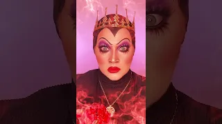 Evil Queen Transformation 🍎 #disneymakeup #disneyvillains #evilqueen