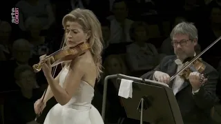 Beethoven: Romance No. 2 in F major / Anne Sophie Mutter