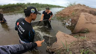 A FORMA MAIS RAPIDA DE PEGAR PEIXE QUE EXISTE! pesca de peneira