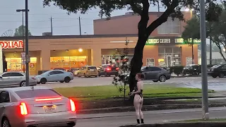 daylight hookers on bissonet st Houston, tx 4/29/21