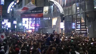 祝！決勝Ｔ進出２決定直後Shibuya Crossing渋谷スクランブル交差点TSUTAYA前センター街2018.6.28.深夜(6/29)FifaWorldCupRusia負けてもギリOKの熱気