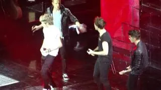 One Direction - Loved You First (Take Me Home Tour, Barcelona 22/5/13) [HD]