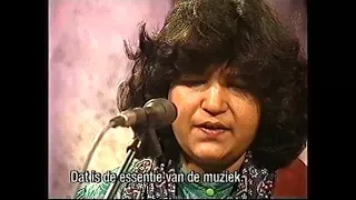 Dama Dam Mast Qalandar   Abida Parveen Live   YouTube