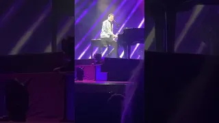 Lots of crowd interaction then THREE TIMES A LADY, Lionel Richie, Encore, Wynn, Vegas, 10/12/22