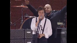 Paul McCartney - Sgt. Pepper's (Reprise) - The End (2010 NOV 10 - Buenos Aires)