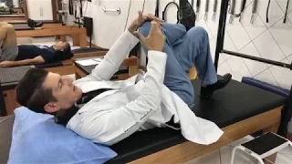 EXERCÍCIOS DOR PIRIFORME GLÚTEO CIATALGIA DOR CIÁTICA PERNA Clínica de Fisioterapia Dr. Robson Sitta