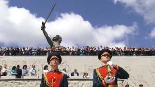 На Мамаевом кургане в Волгограде после реставрации вновь зажгли Вечный огонь