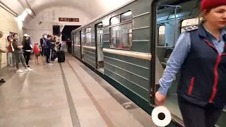 Нет посадки на Поезд в сторону "Саларьево".