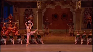 LA BAYADÈRE - Manu Variation (Daria Khokhlova - Sofia Maimula - Margarita Tusheva)