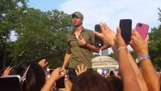 GMA Enrique Iglesias Performing "Hero"