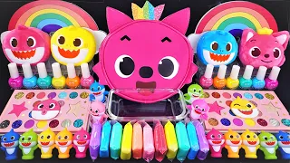 Pinkfong & Babyshark Family/Slime Mixing Random Cute,shiny things into slime #ASMR #slimevideos #슬라임