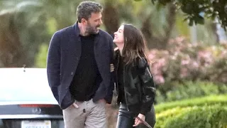 Ben Affleck And Ana de Armas Can't Take Their Hands Off Each Other During Romantic Stroll