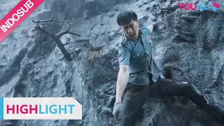 Highlight (Super Typhoon) Supir bus menolong penumpang tapi malah jatuh sendiri? | YOUKU [INDO SUB]