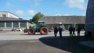 Kirovec K-700P vs Fendt 930 Vario