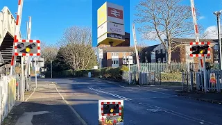 Hall Road Level Crossing, Merseyside