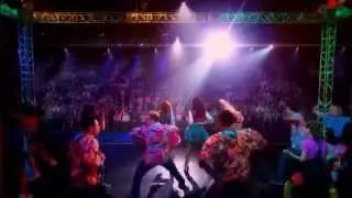 HD] full Shake It Up  Made In Japan Dance   Bella & Zendaya